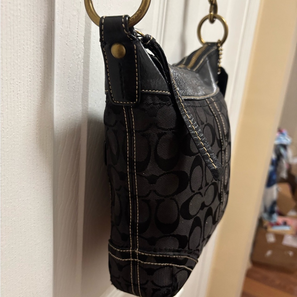 Coach VINTAGE Y2K E065-10402 Swingpack Crossbody Black Jacquard/Leather Trim GUC - Picture 3 of 15